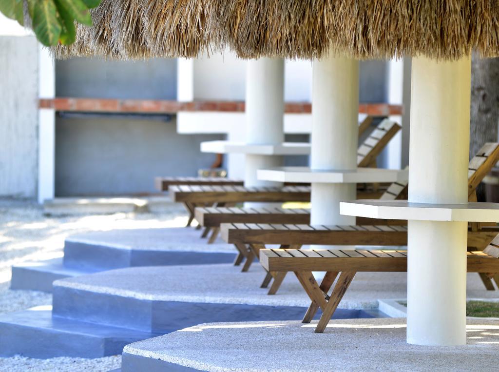 Allure Badian Beach Villa 외부 사진